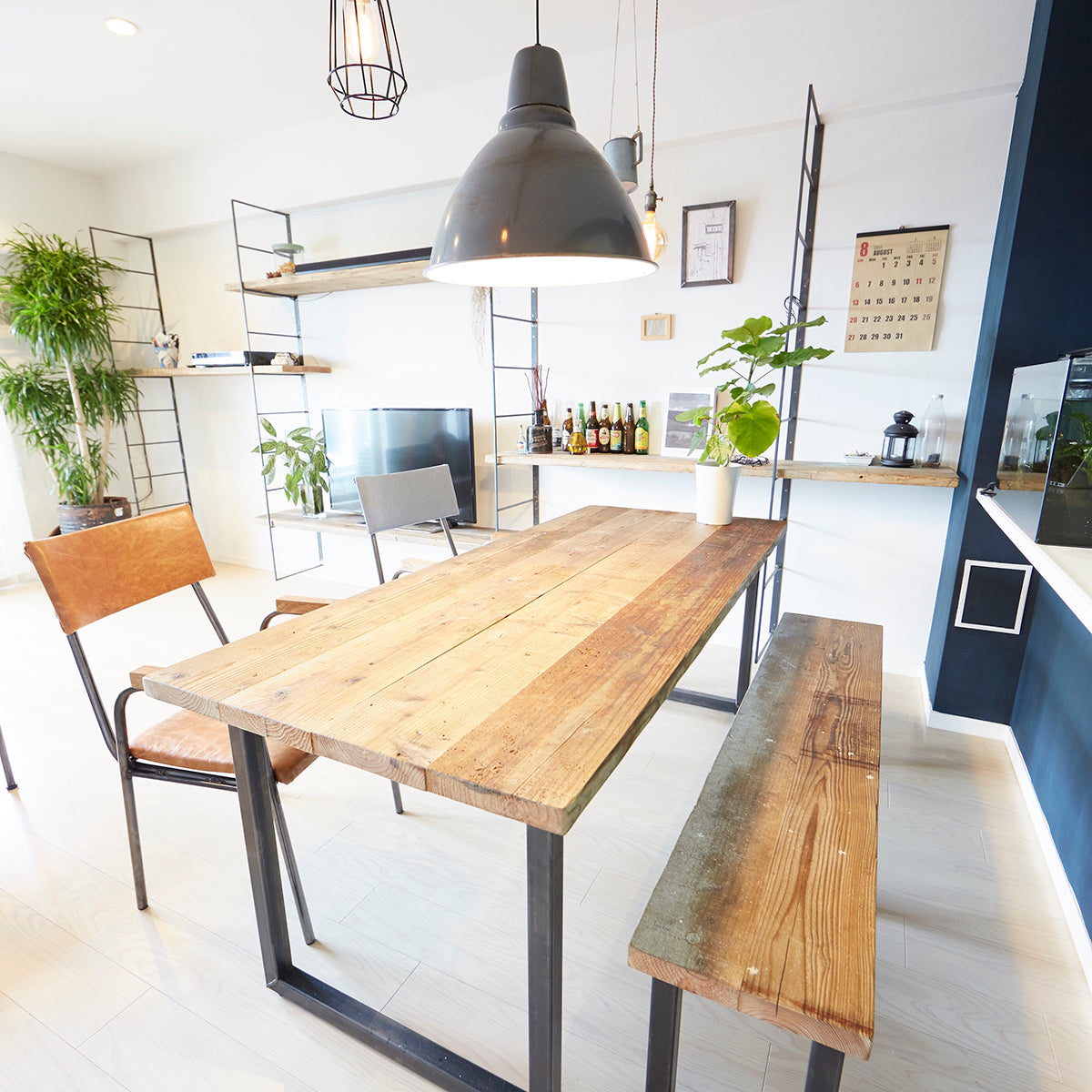 ウォールシェルフ