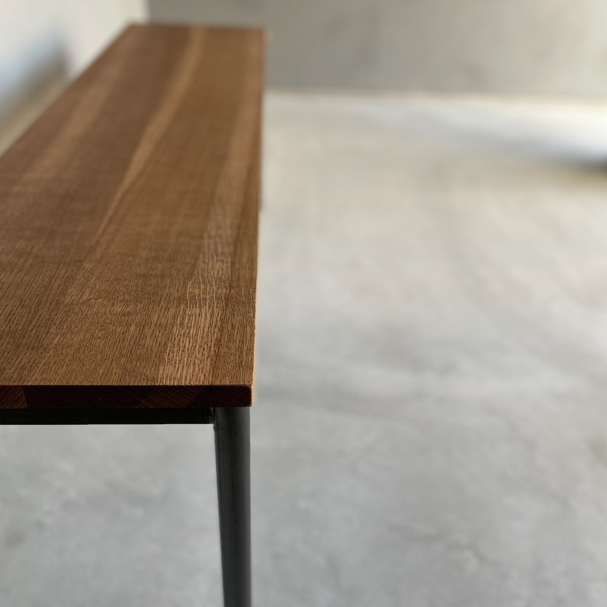 ダイニングベンチ、ベンチ、無垢材とアイアン脚のベンチ