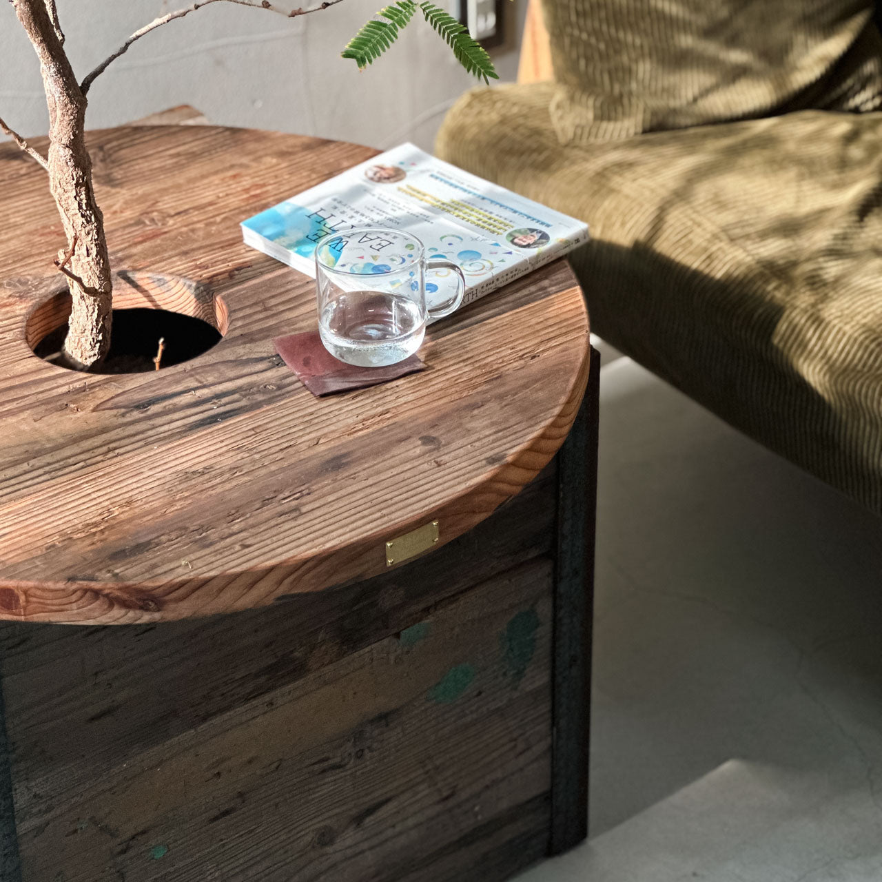 Old Planter Table