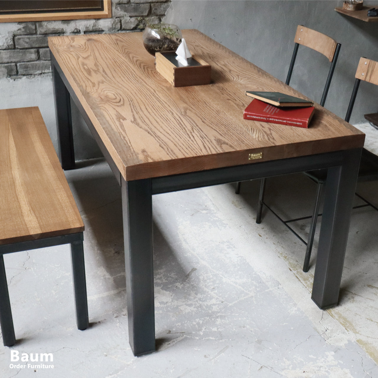 ダイニングテーブル