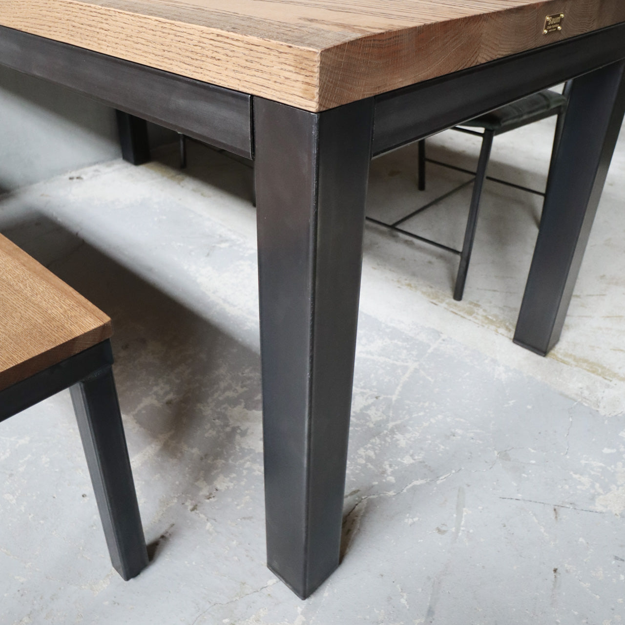 ダイニングテーブル