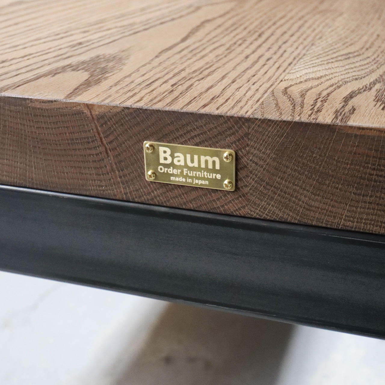 ダイニングテーブル