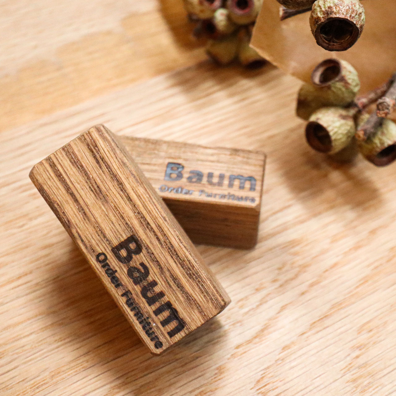 Oak Magnet