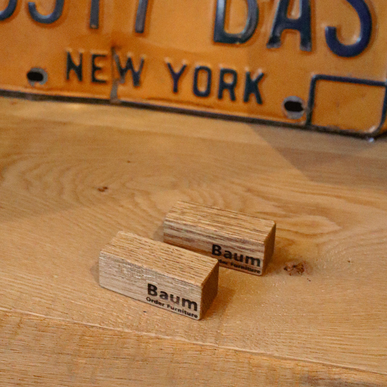 Oak Magnet