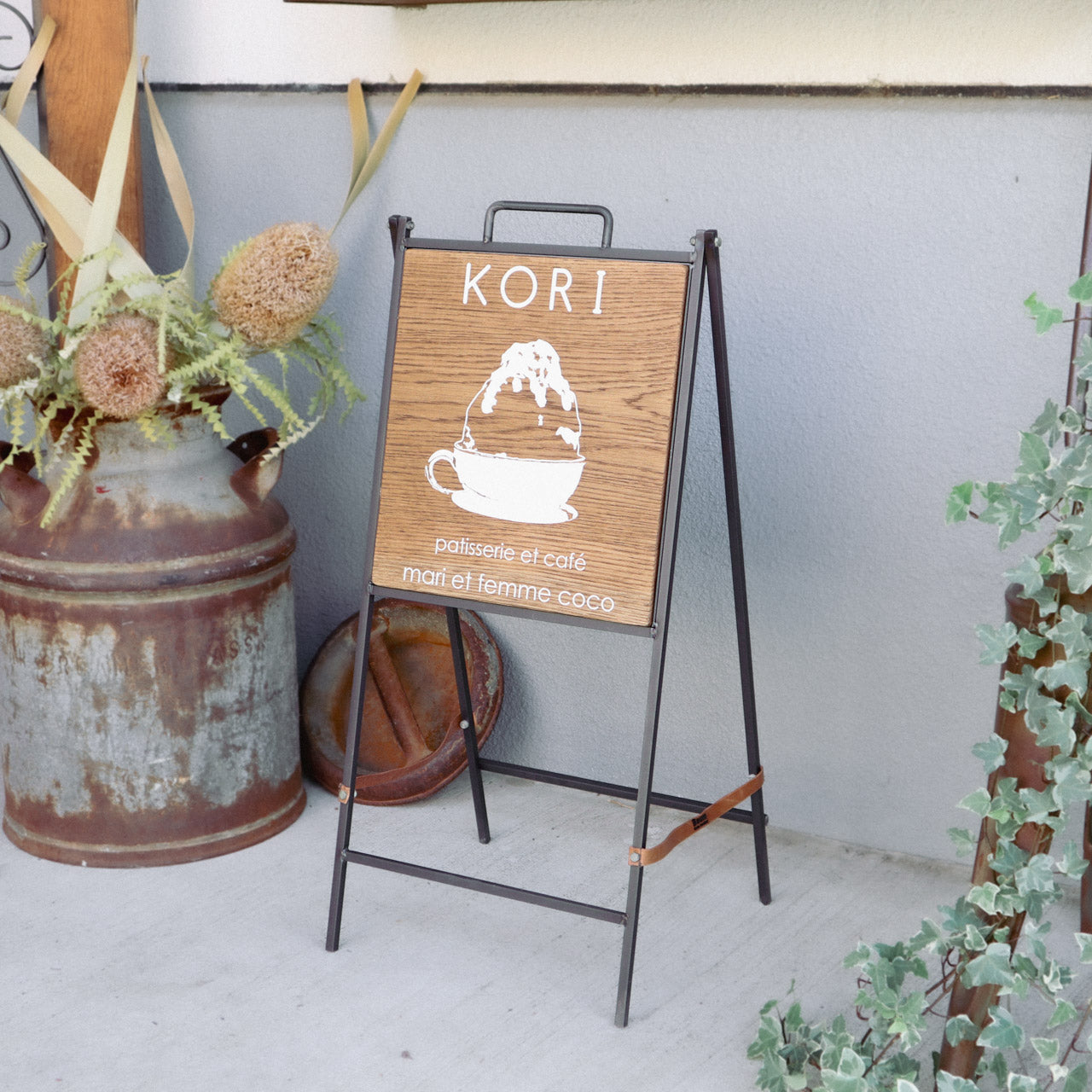 アイアンサインボード、アイアン看板