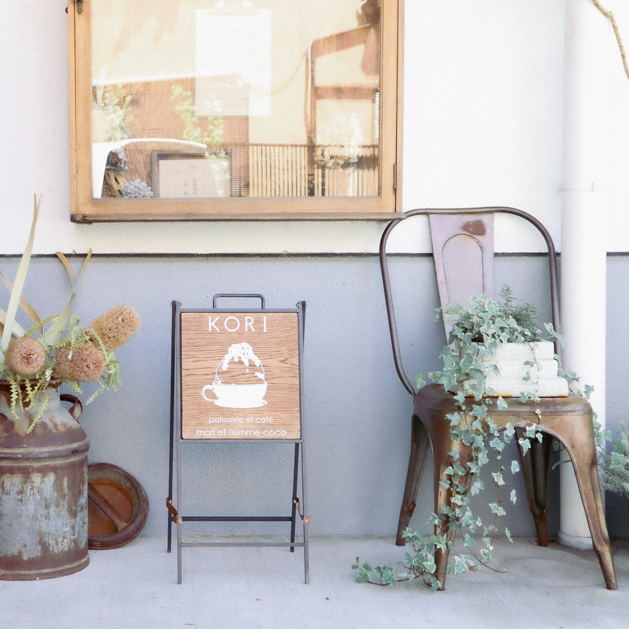 アイアンサインボード、アイアン看板