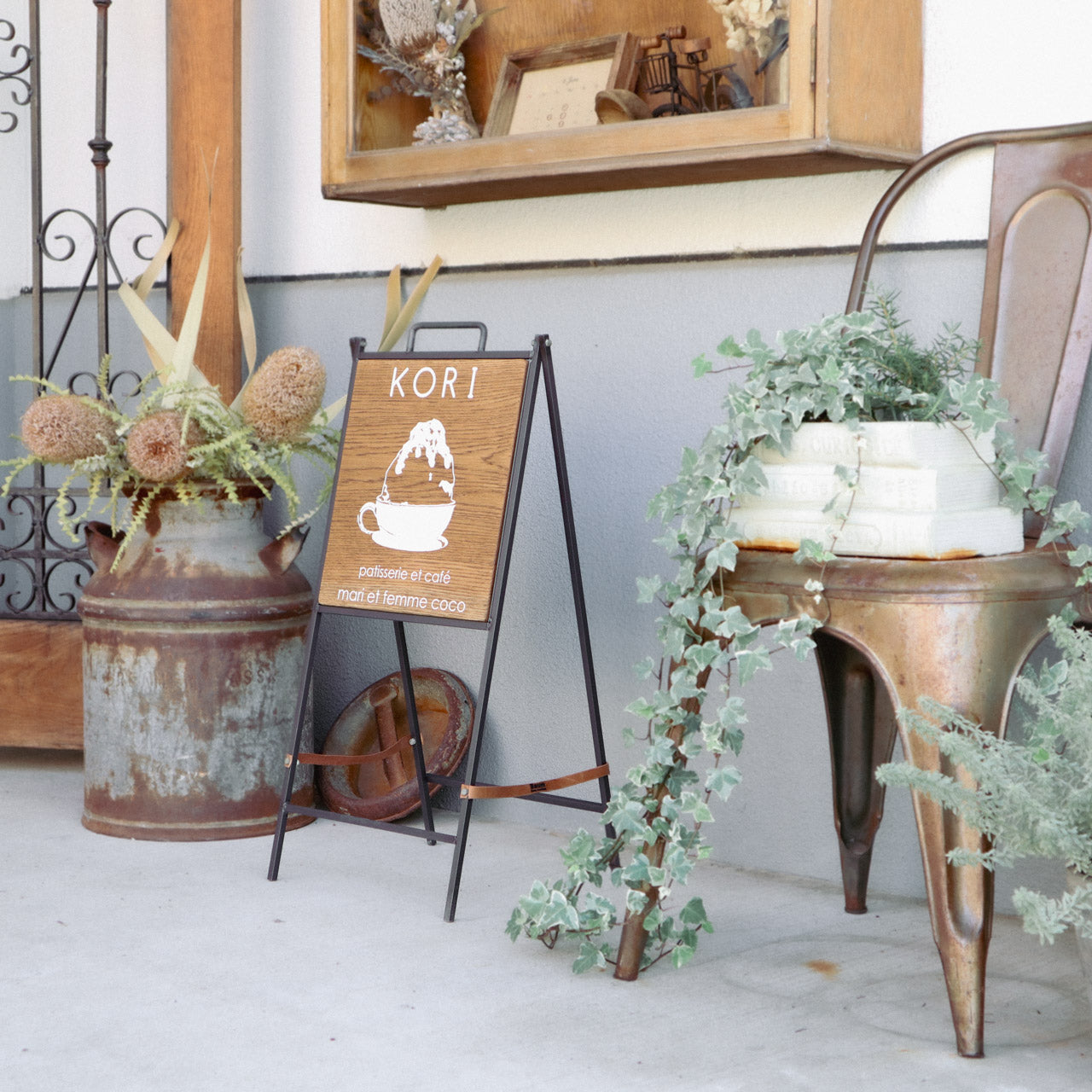 アイアンサインボード、アイアン看板