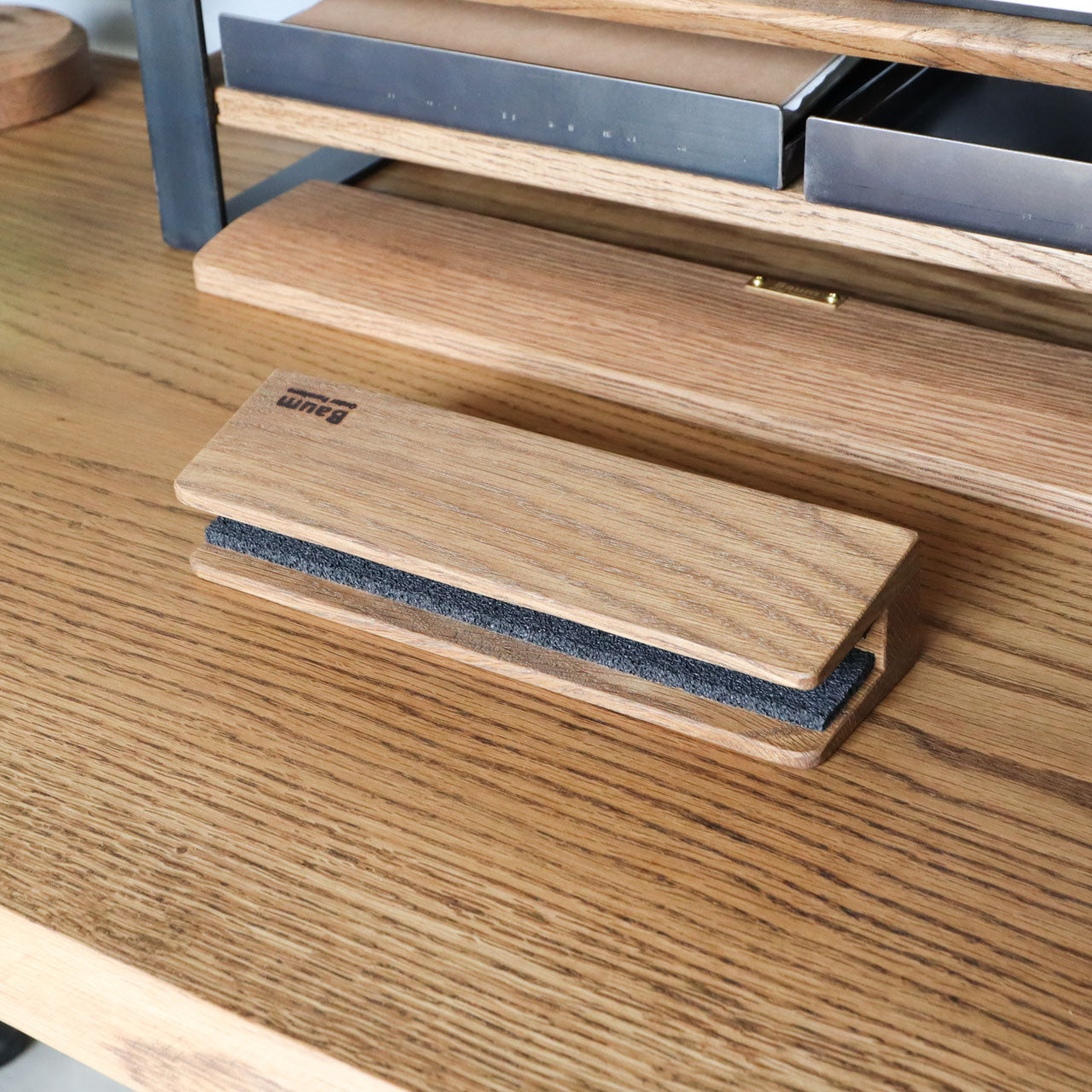 ノートパソコンスタンド、真上からみた横向けにした状態