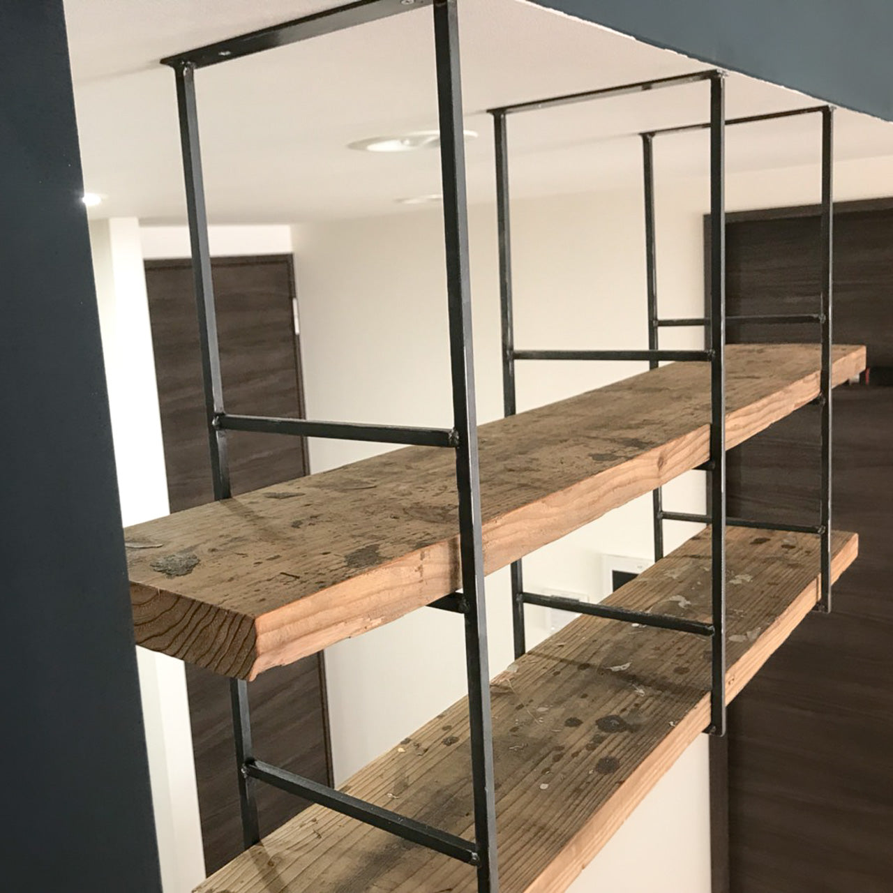 ハンギングシェルフ、吊り棚