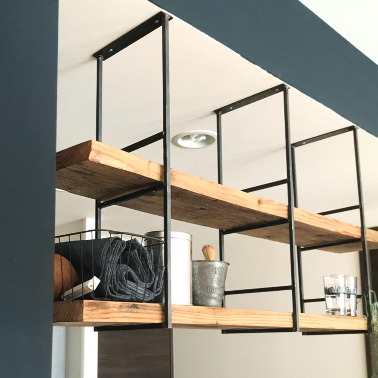 ハンギングシェルフ、吊り棚