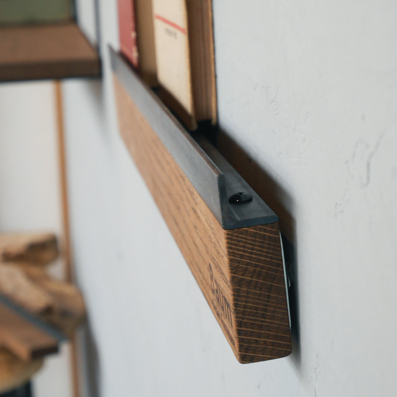 バーハンガー、壁掛け