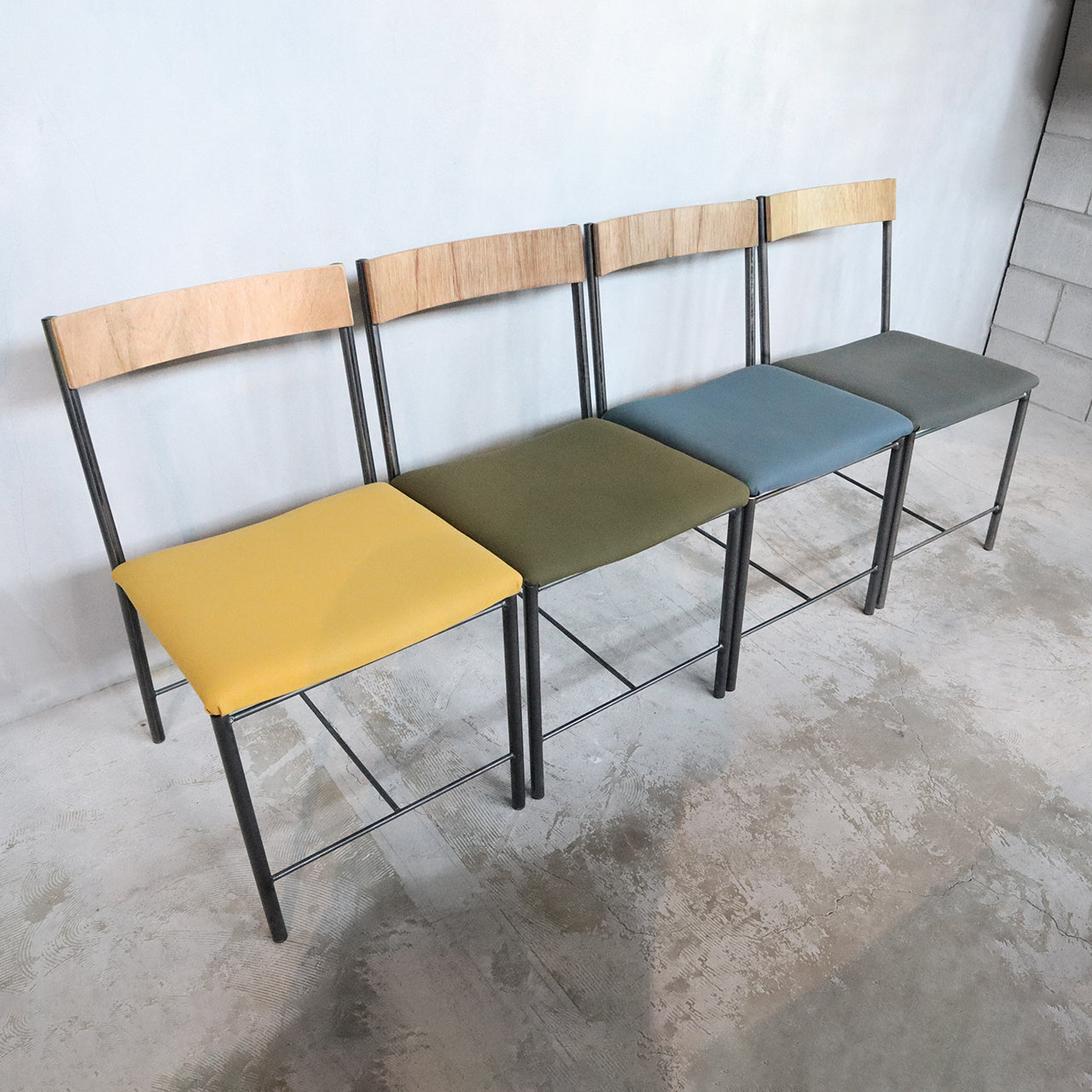 S.T Chair