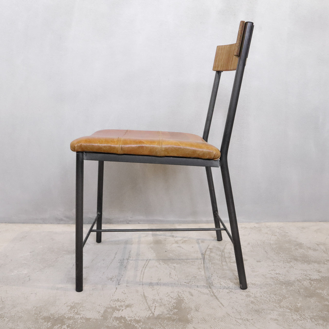 S.T Chair