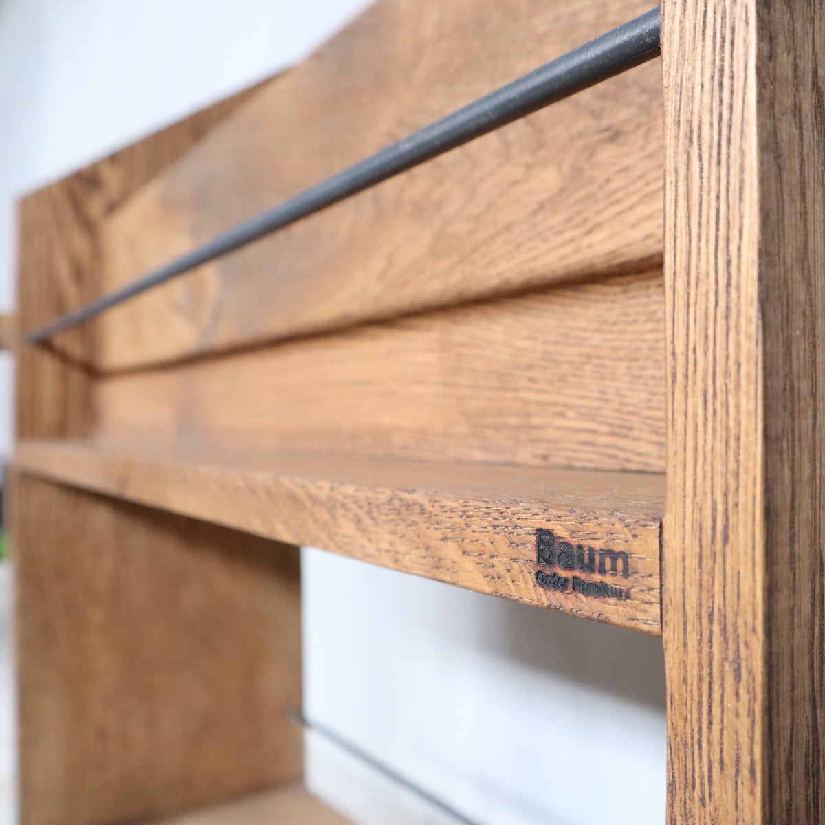 マガジンラック、シェルフ