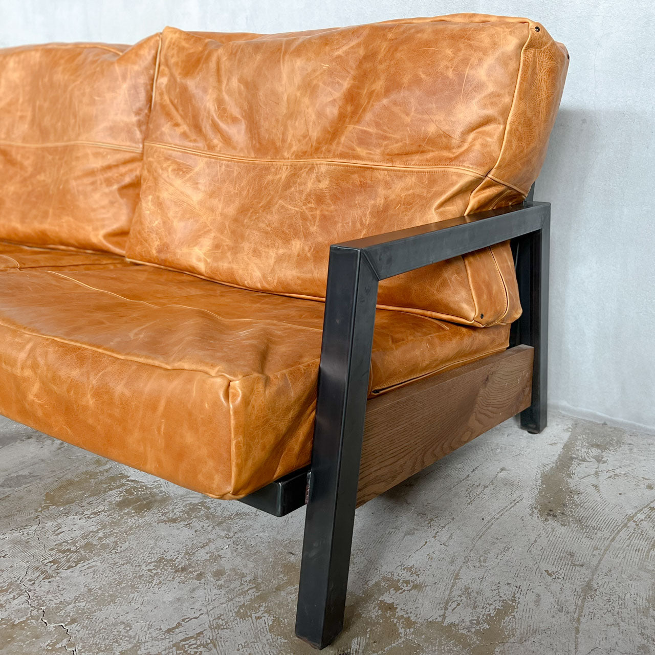 三人掛けソファ