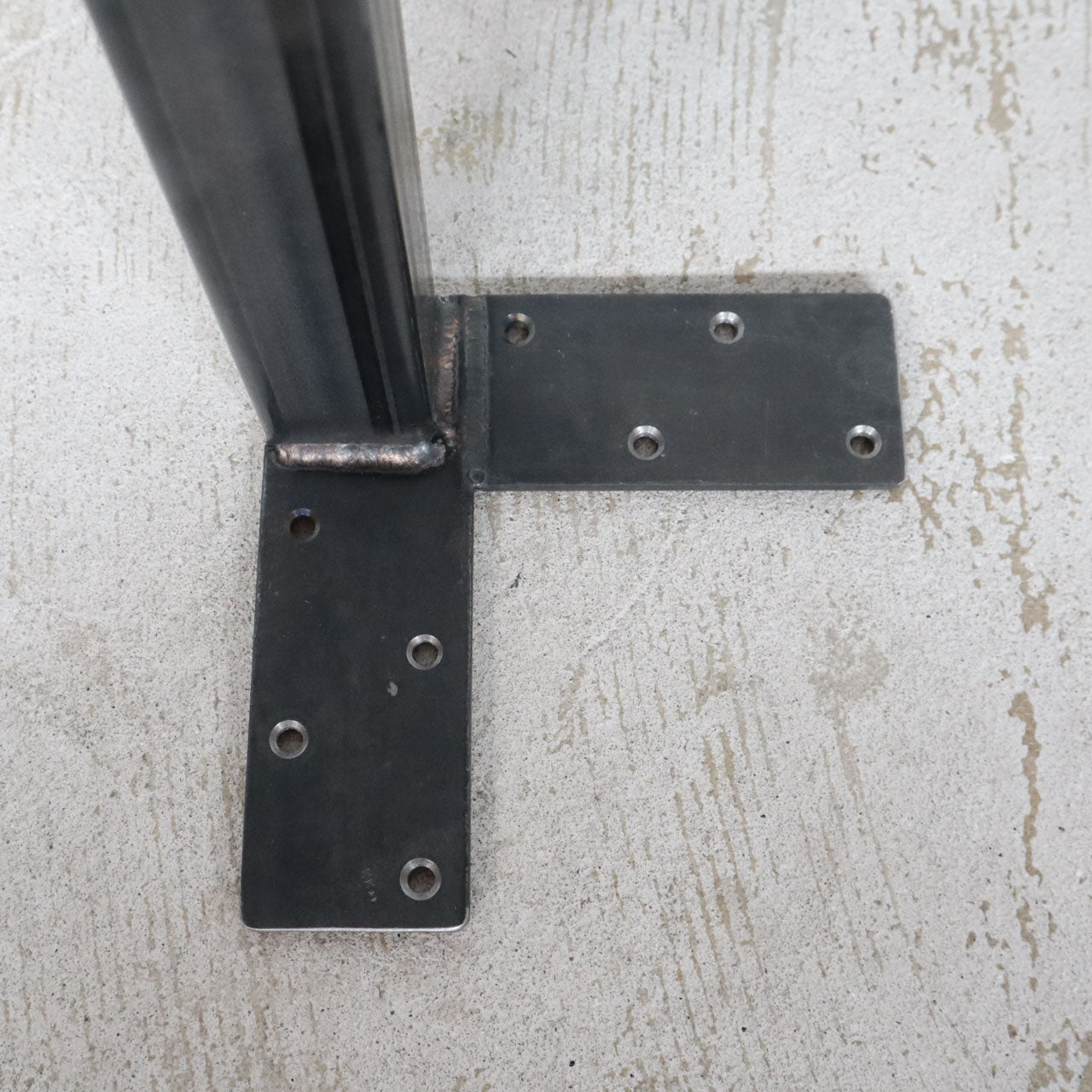 アイアンレッグ、アイアン脚