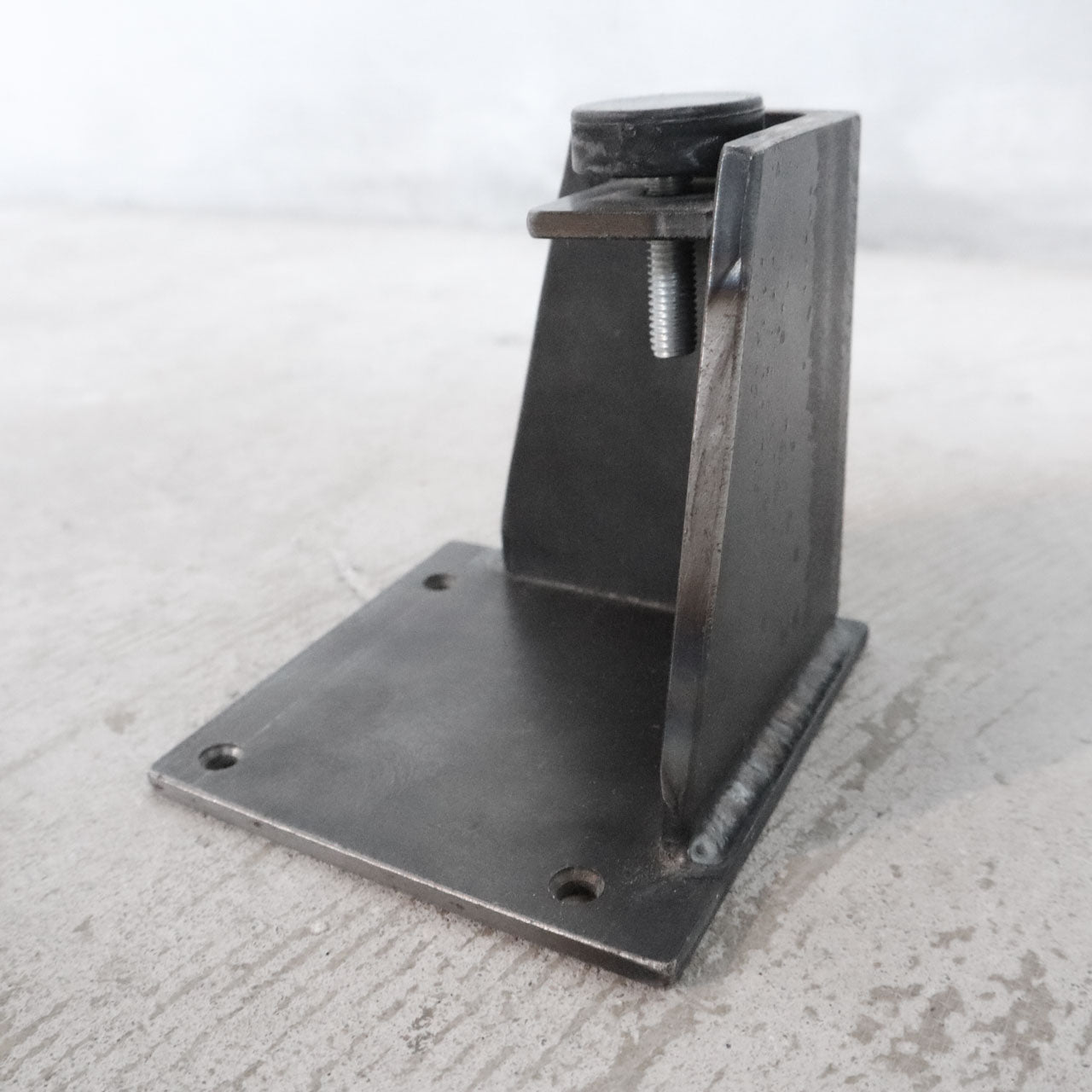 アイアンレッグ、アイアン脚