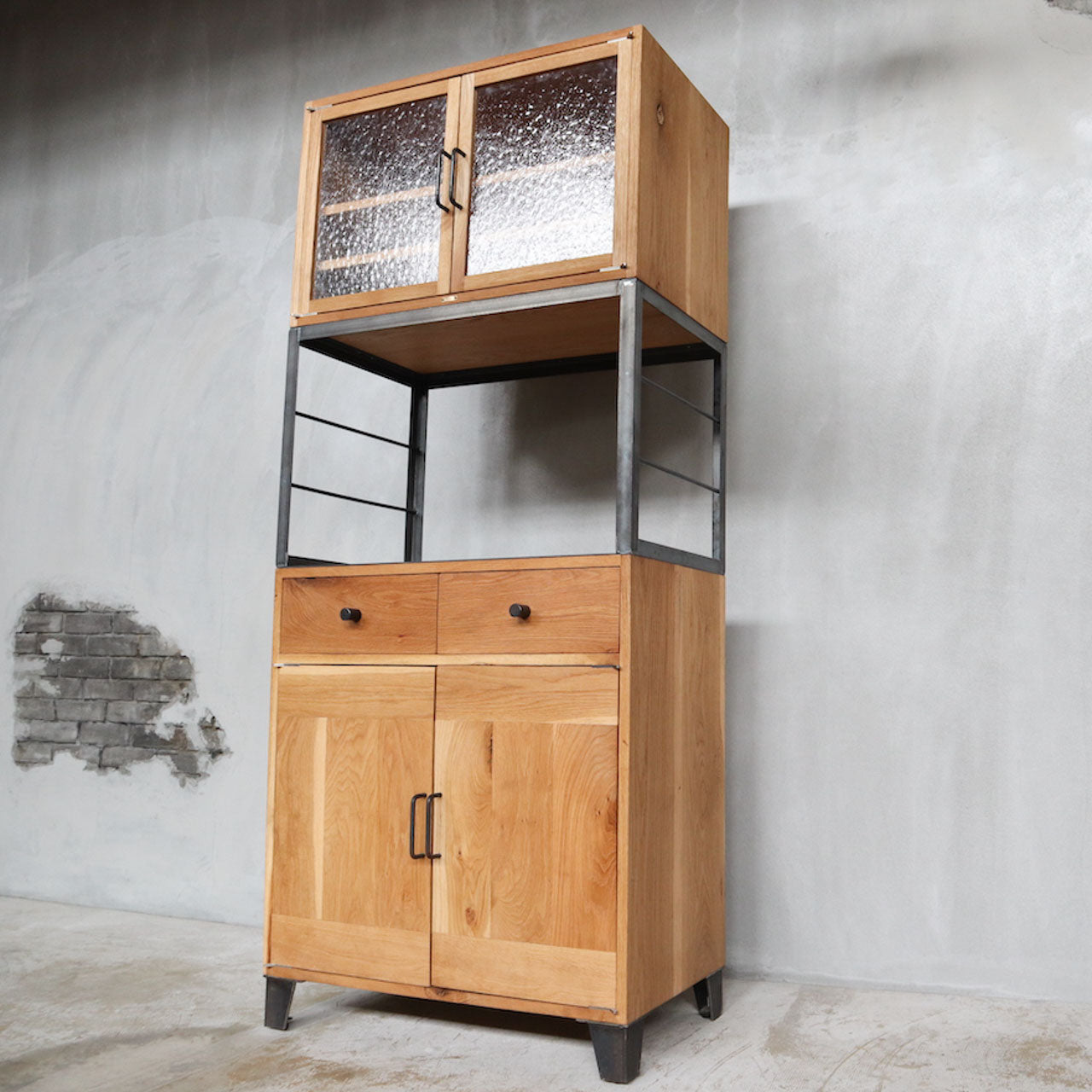 アイアンレッグ、アイアン脚