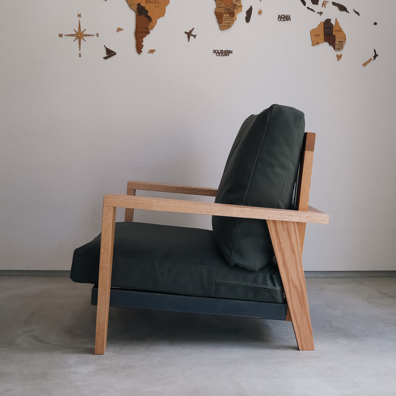 Y.T Sofa 1S