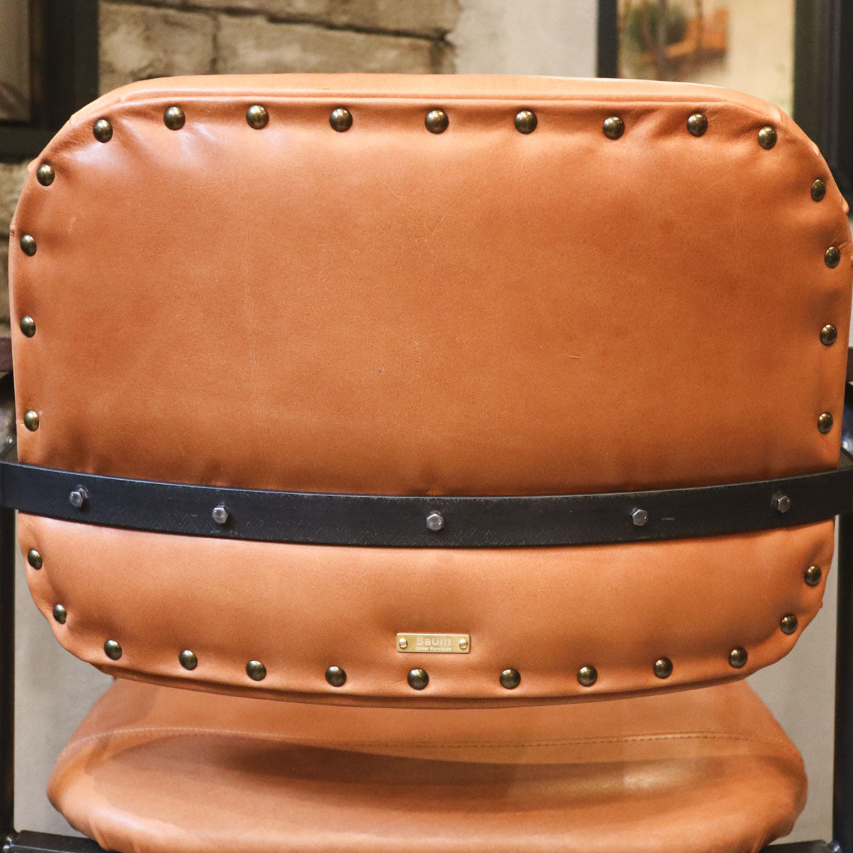 Y.T Chair