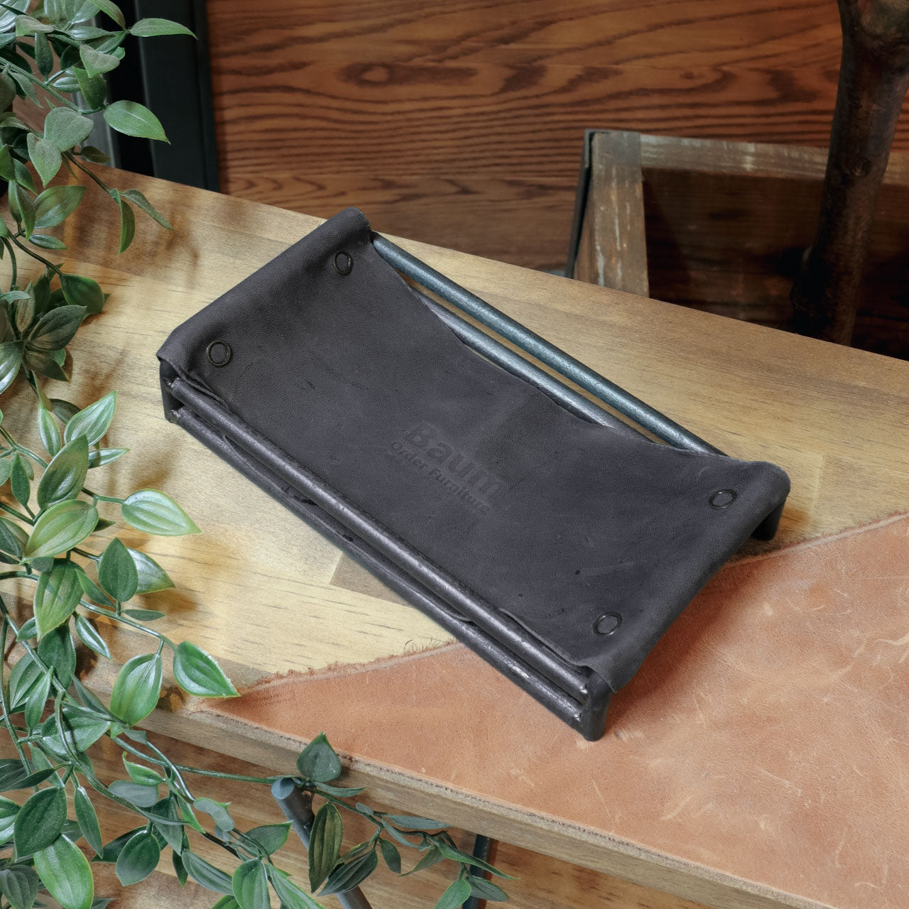 Tray
