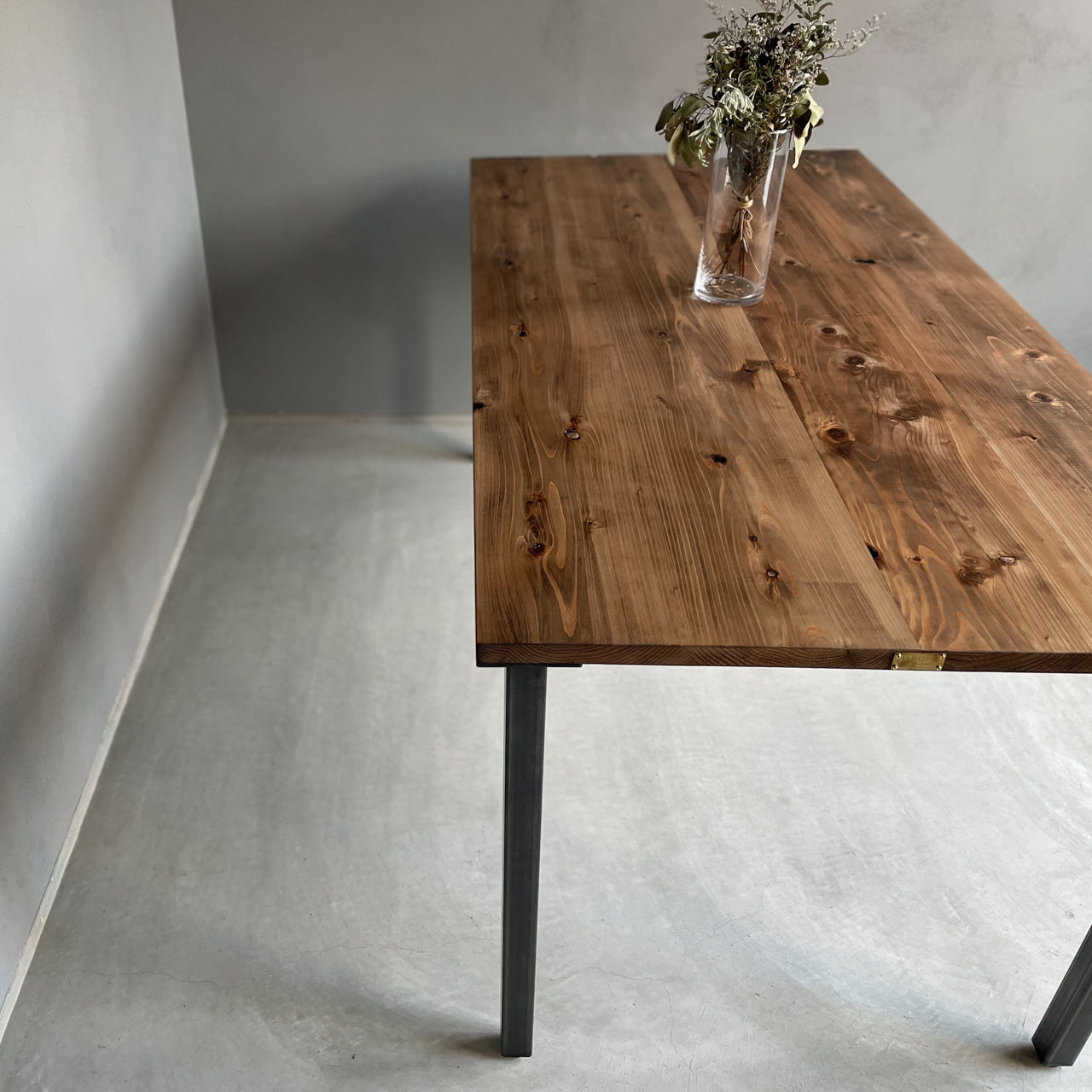 Dining Table【IR_LG_C】