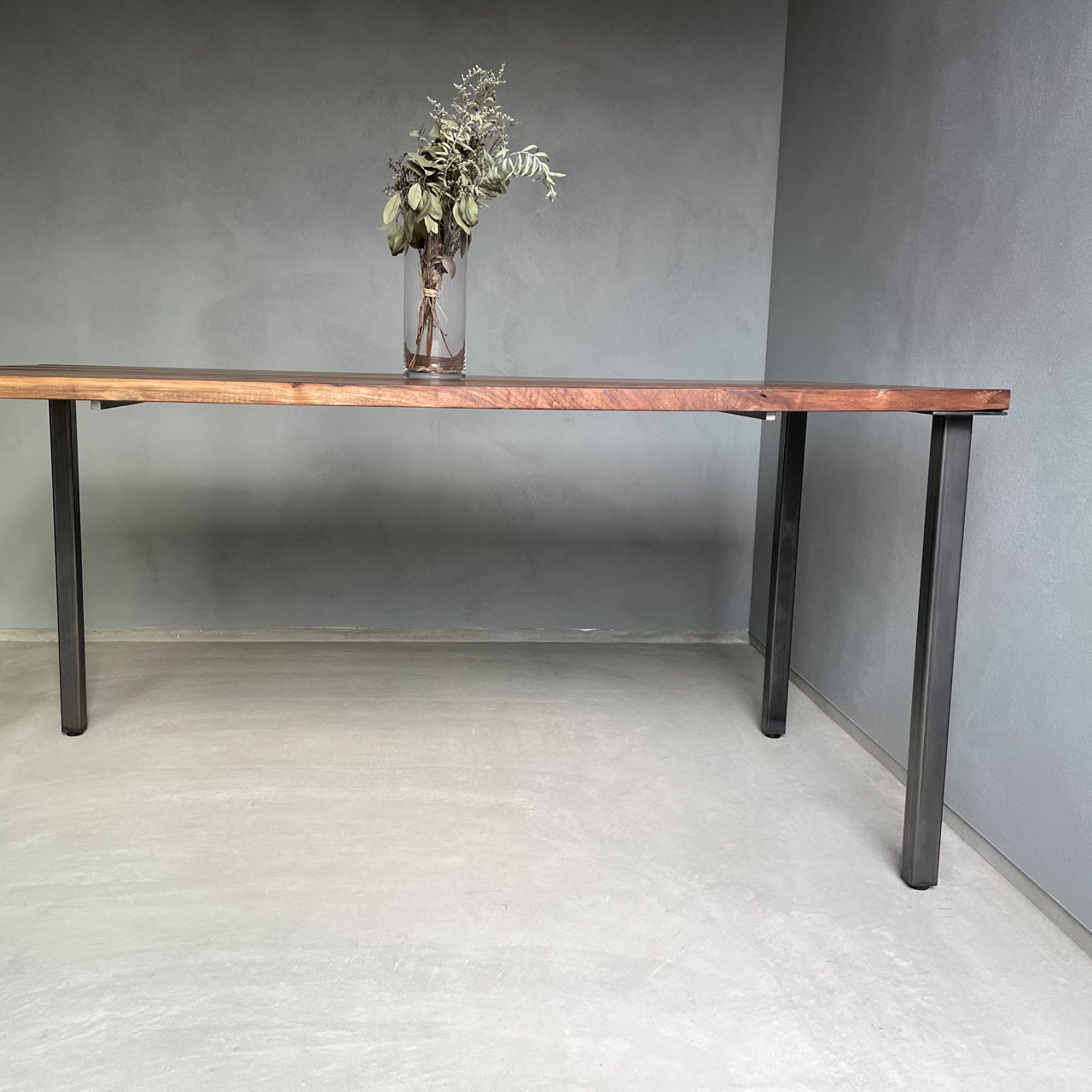 （美品）タイル加工 アイアンテーブル【国産オーダー家具 RUSTIC IRON】 ダイニングテーブル【IR_LG_C】| オーダーメイドのアイアン家具を中心