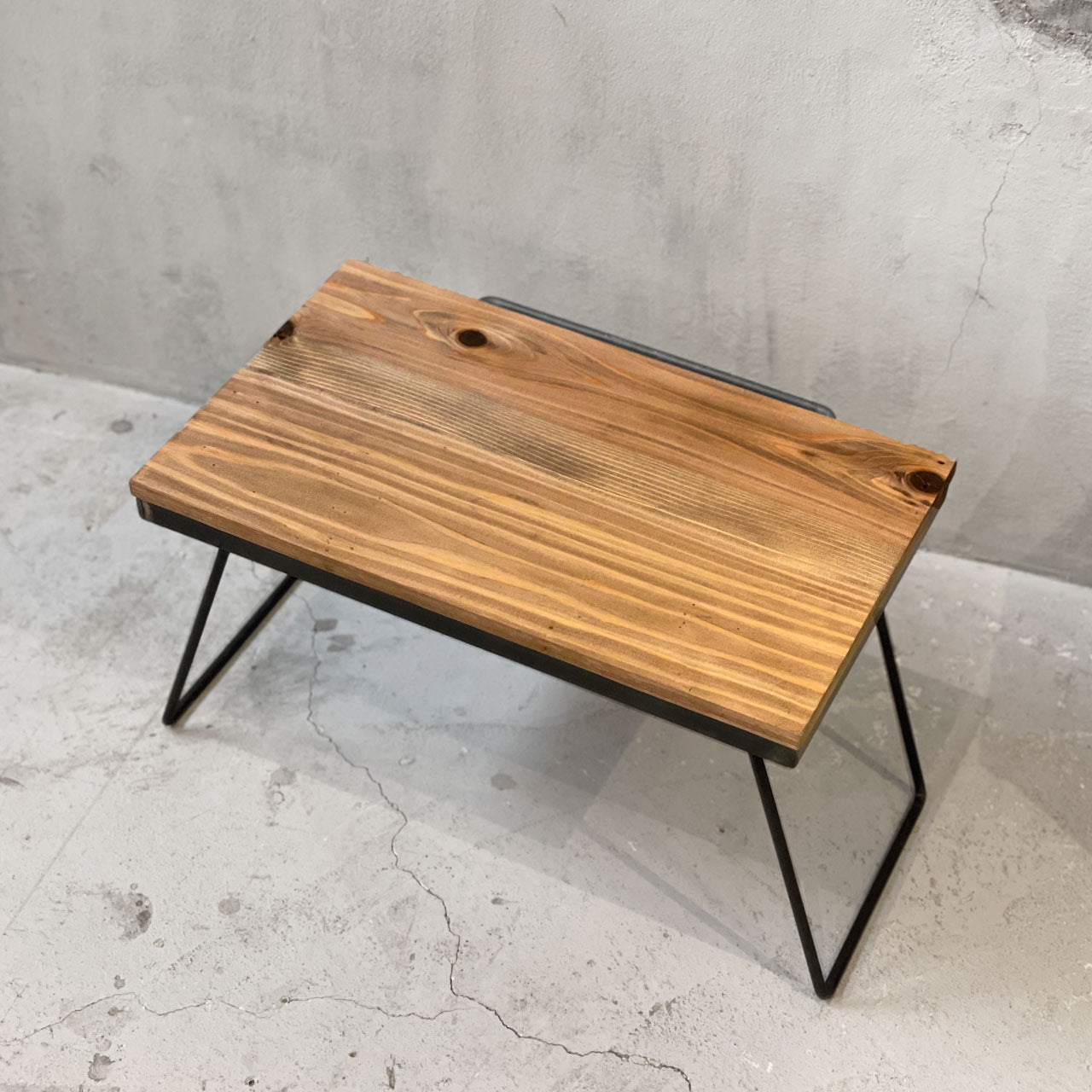 Solo Table