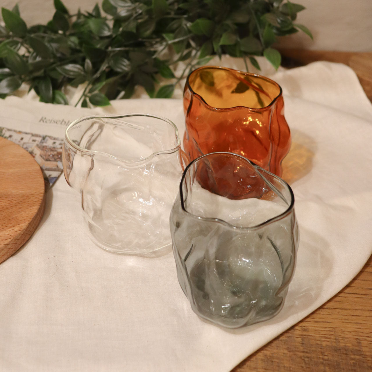 WIRE DANISH ART GLASS