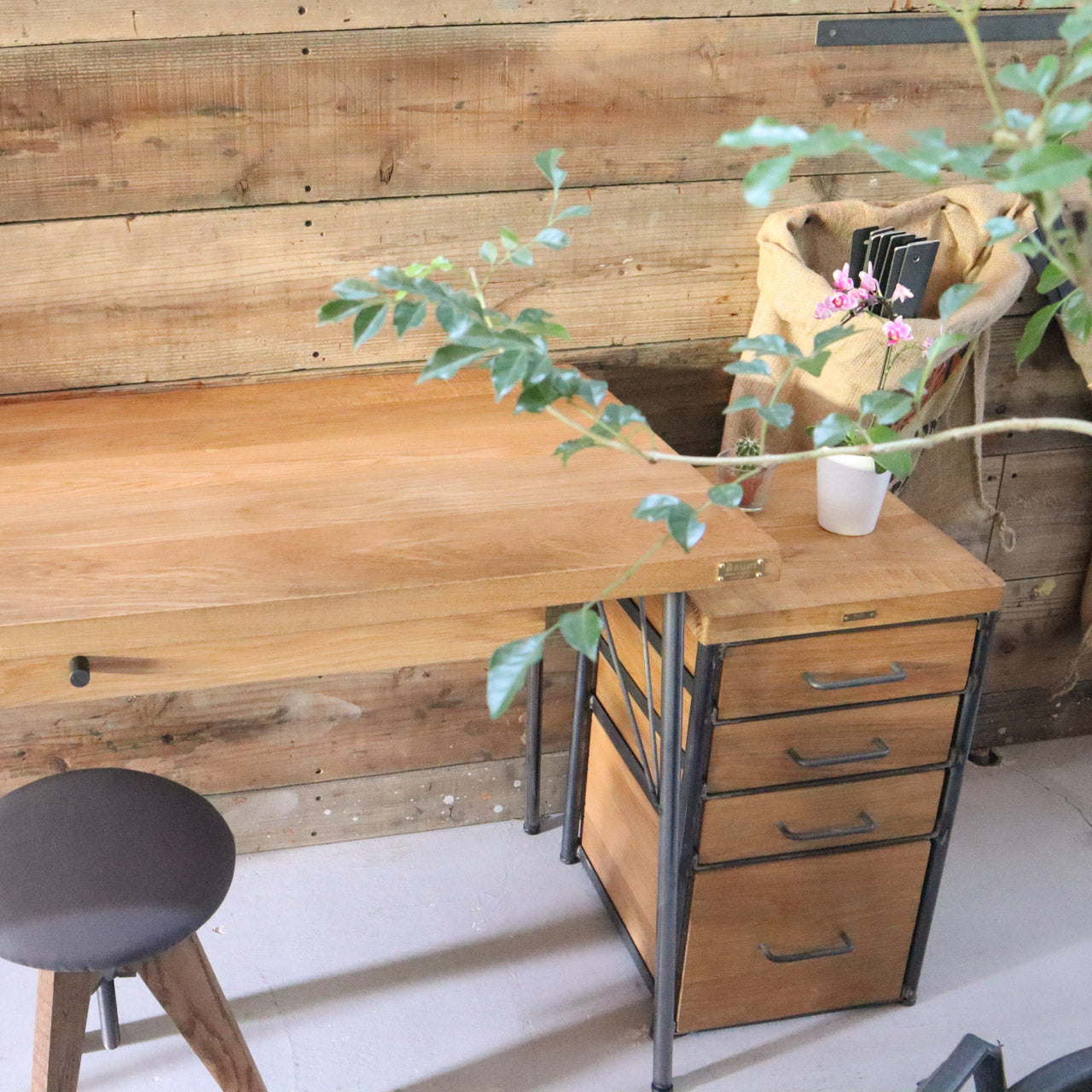 Oak Drawer Chest