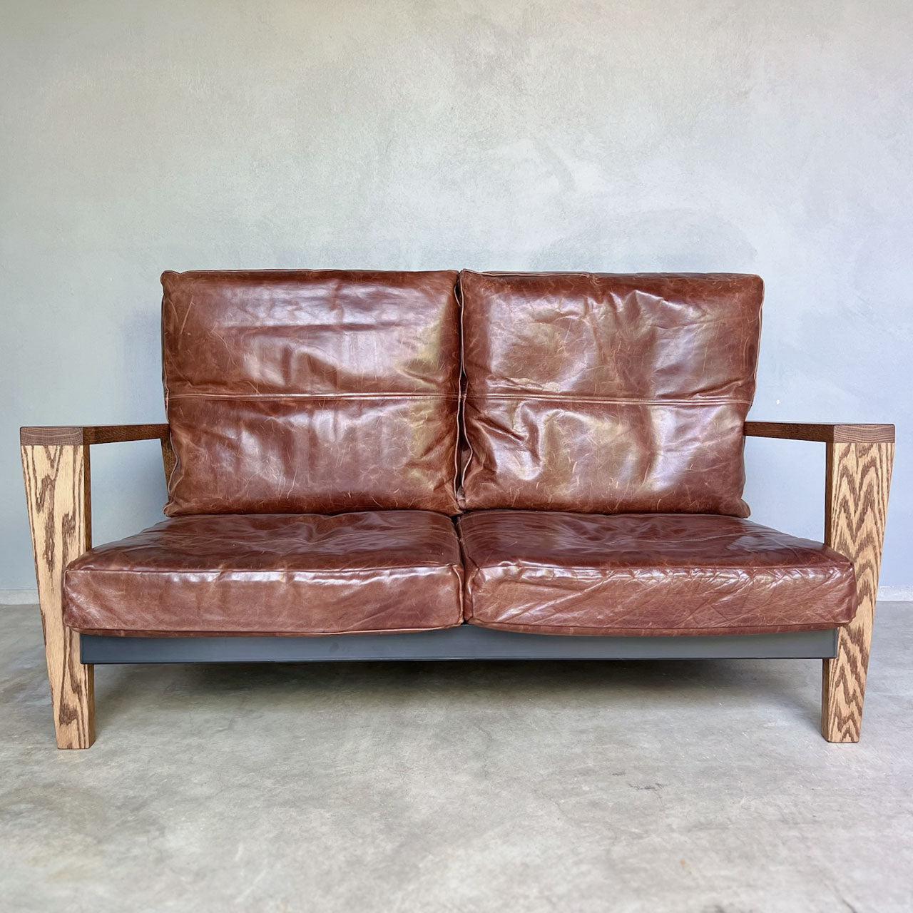 Y.T Sofa 2seater