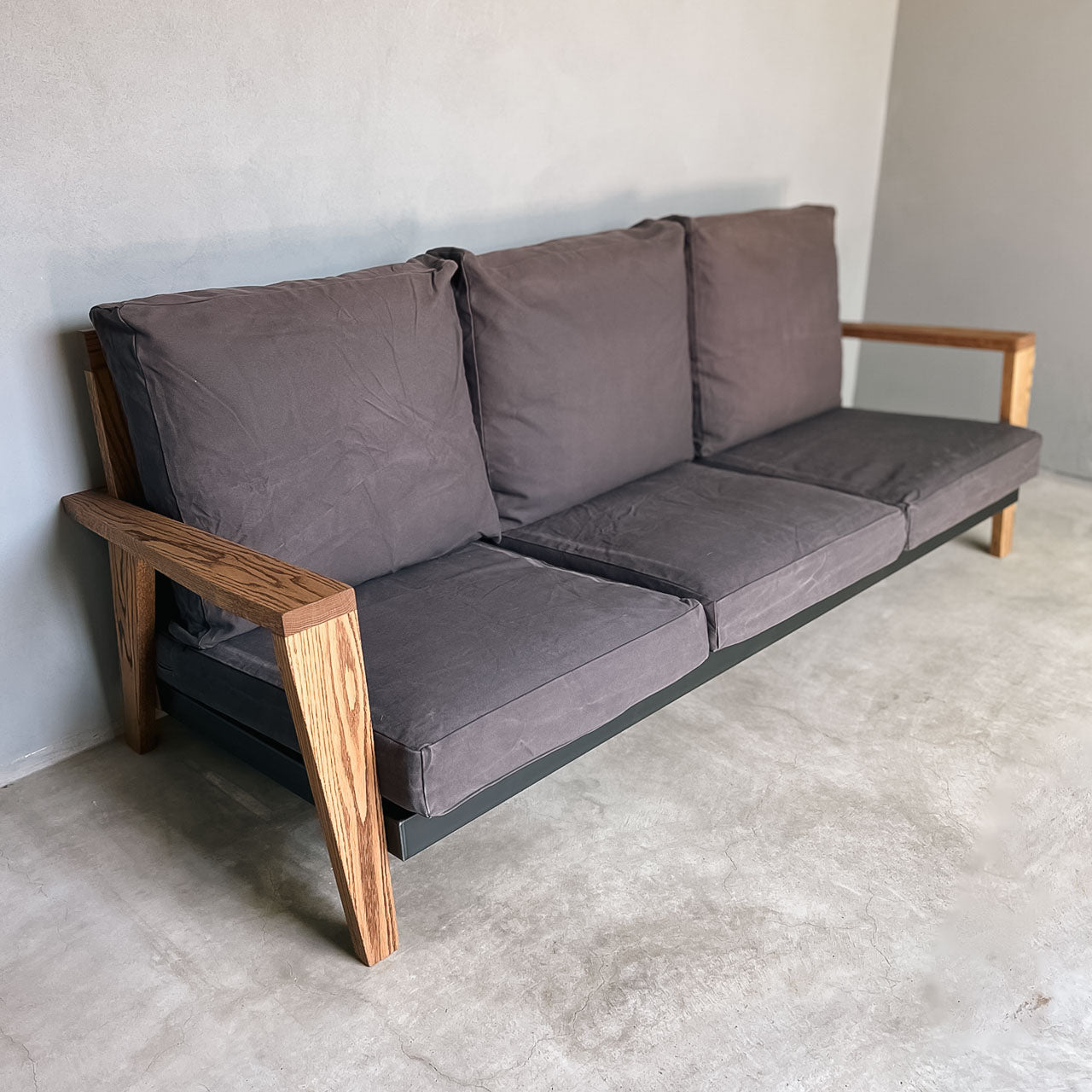 Y.T Sofa 3seater